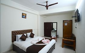Ganesh Guest House